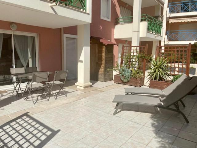 Апартаменти Appt 2 Pieces Port Frejus - Mega Terrasse + Garage Екстер'єр фото