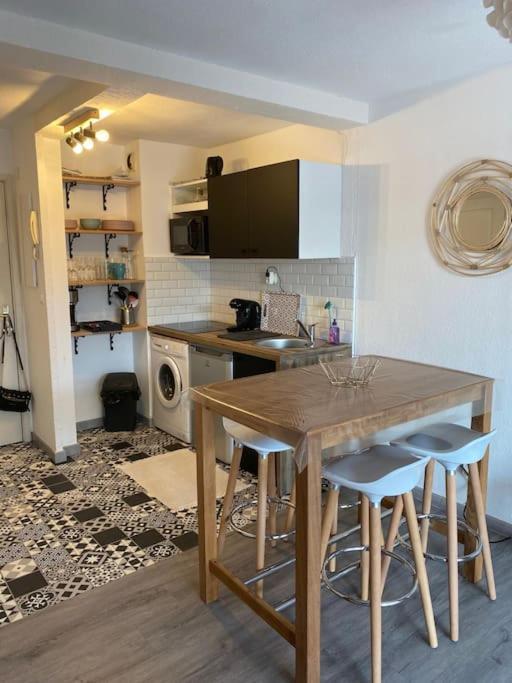 Апартаменти Appt 2 Pieces Port Frejus - Mega Terrasse + Garage Екстер'єр фото